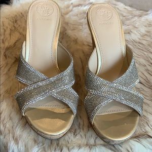 GUESS Eleonora Platform Wedge Sandal Gold Sparkle